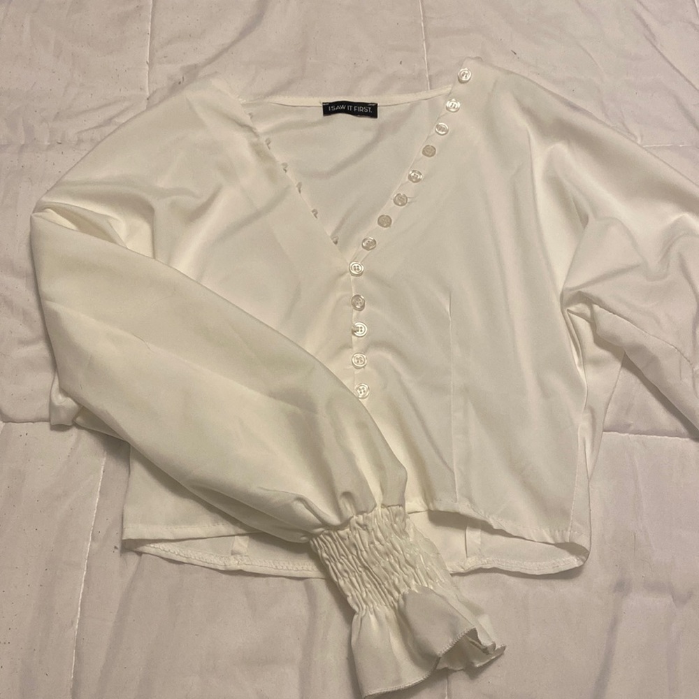 White Cropped Blouse with Billowy Sleeves